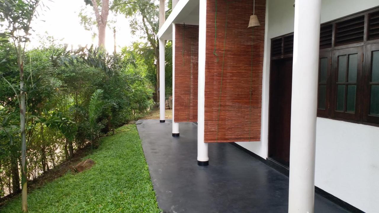 Hotel Tamarind Blue Tangalle Exterior foto